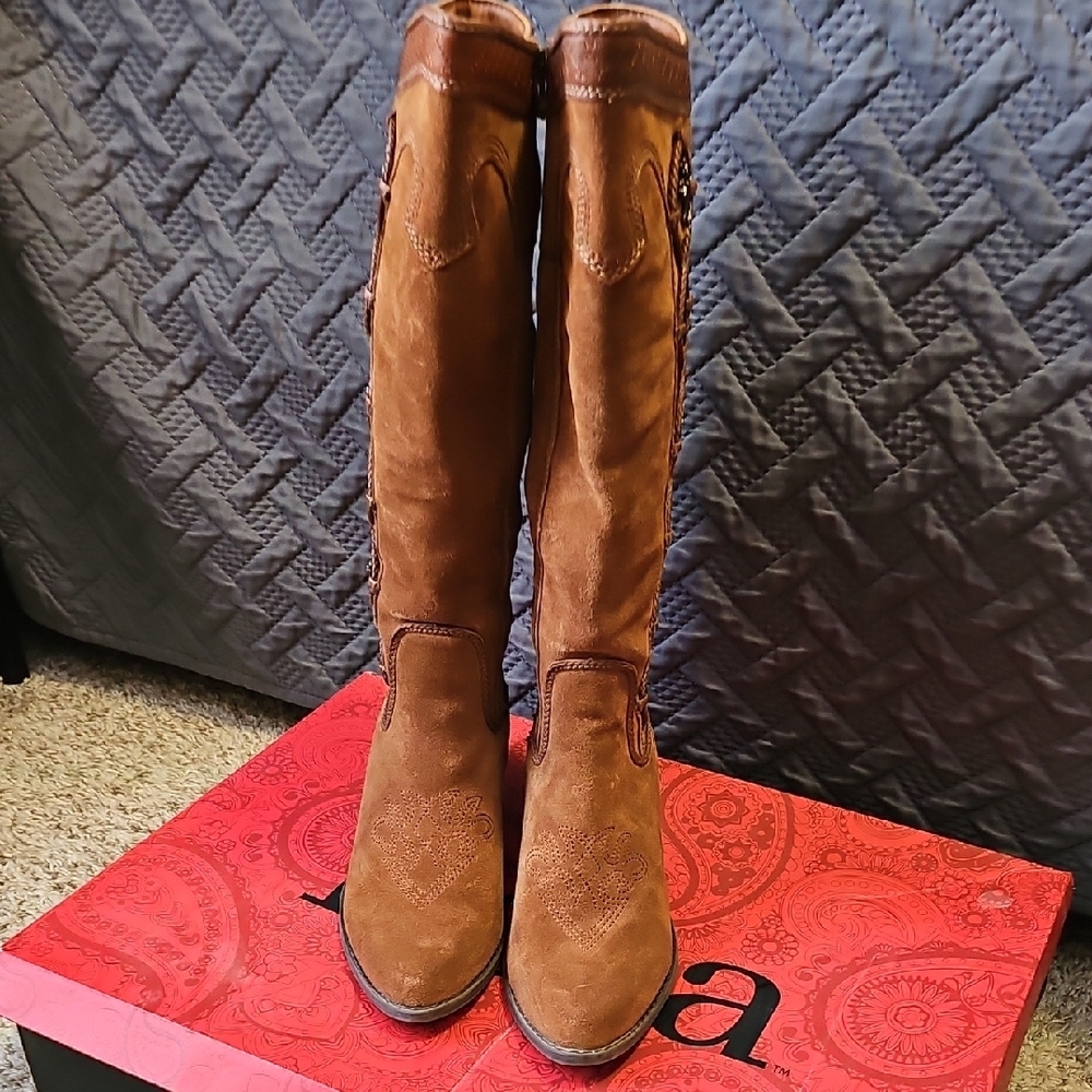 Reba Blairs Pecan Embellished Heeled Boots, Womens Size 9M - Picture 4 of 11